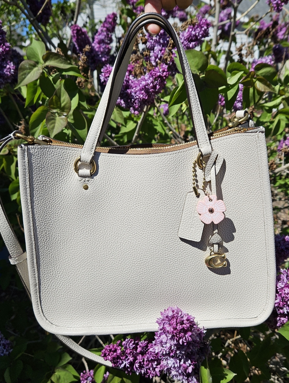 Coach Tyler Carryall Pebble Leather Shoulder Bag Crossbody Chalk C3460 W/Charms